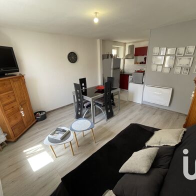 Appartement 3 pièces 74000 €