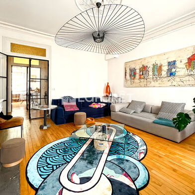 Appartement 5 pièces 385000 €