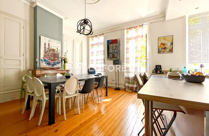 Appartement haussmannien de 155 m² avec jardin partagé, en plein centre de Valence. — photo 2