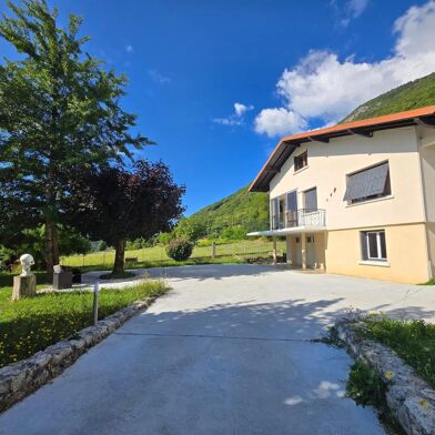 Maison 5 pièces 590000 €