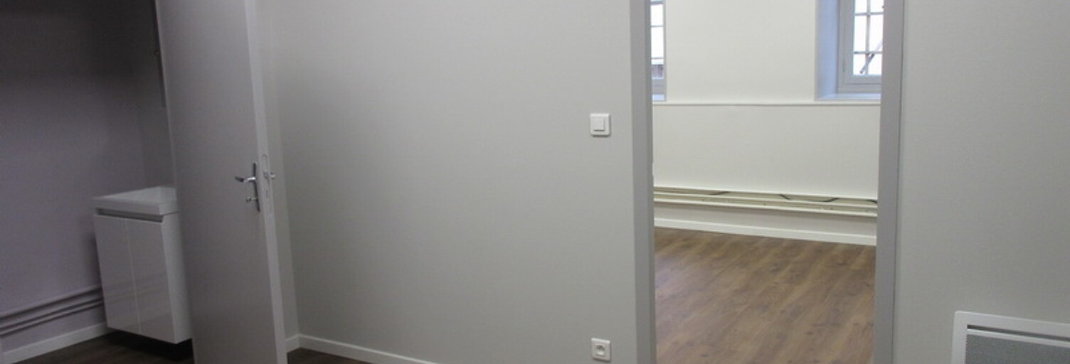 Bureau  68 m² à louer à Rodez (12000)
