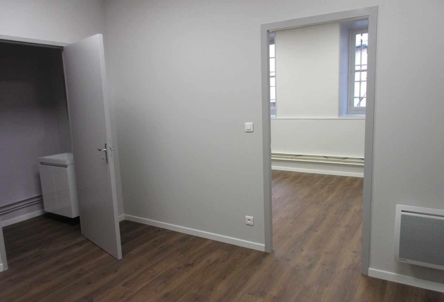 Rodez, local en rez-de-chaussée de 68 m² environ — photo 1