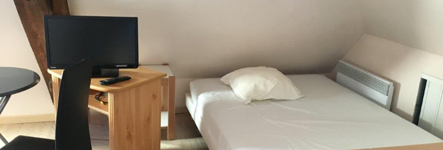 Appartement 1 Pièce 12 m² à louer à Rignac (12390)