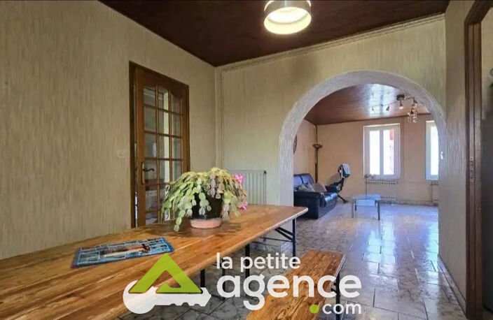 DUN SUR AURON: Maison de ville T4 édifiée sur 1058 m2 de ter — photo 3
