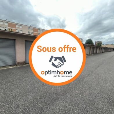 Garage  25000 €