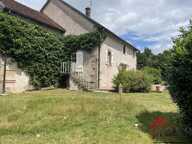 Une maison de caractère aux volumes généreux sur le secteur — photo 3