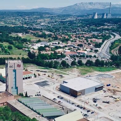 Commerce  392200 €