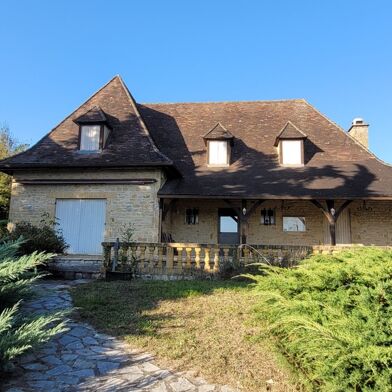 Maison 14 pièces 494000 €