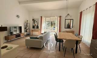 Maison 8 Pièces 236 m² à vendre à Saint-Cannat (13760)