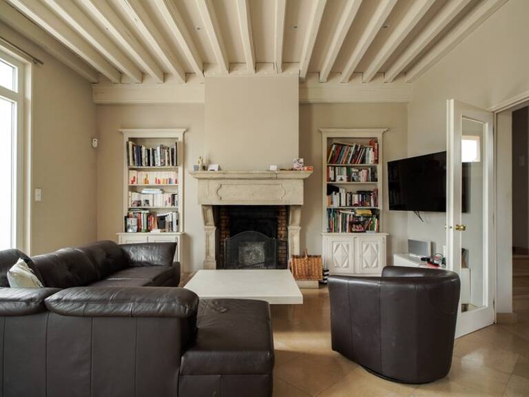 Maison à vendre 9 pièces  (71850) — photo 1