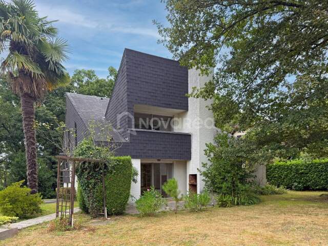 Maison 7 pièces — photo du bien