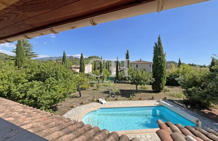 A vendre, Belle villa avec piscine à proximité de Vaison-La-Roma — photo 4