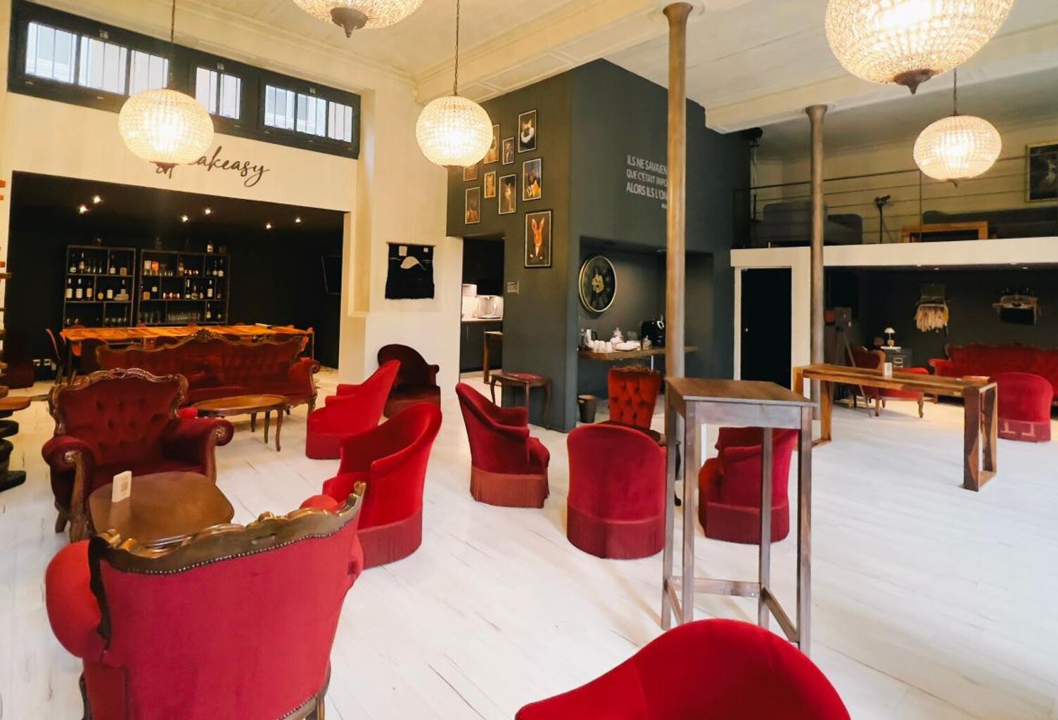Loft Commercial Atypique et Haut de Gamme – Hyper Centre de Pau - 130M² — photo 1