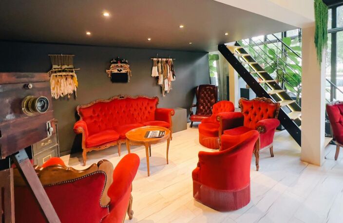 Loft Commercial Atypique et Haut de Gamme – Hyper Centre de Pau - 130M² — photo 4