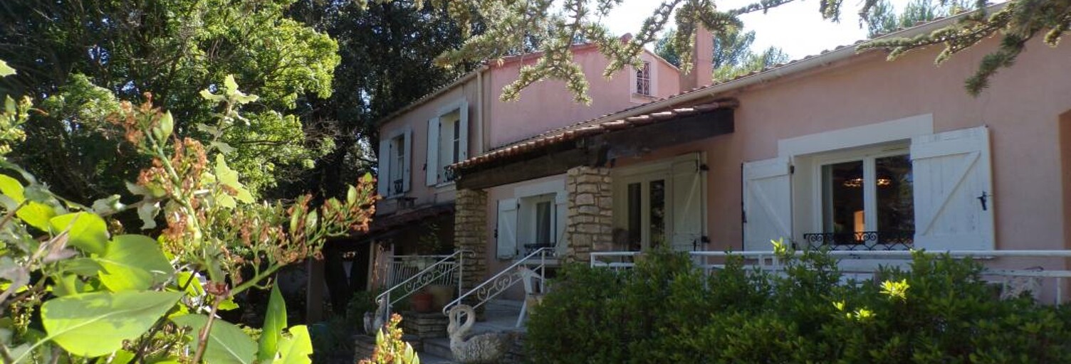 Maison 5 Pièces 97 m² à vendre à Grambois (84240)