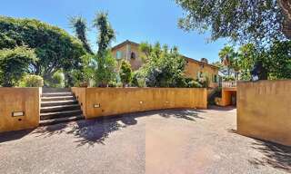 Maison 5 Pièces 195 m² à vendre à Saint-Raphaël (83700)