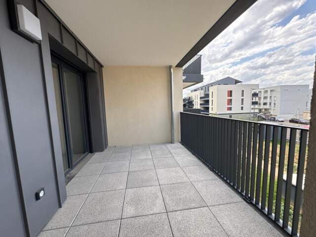Appartement T4 avec balcon – Pont-de-Chéruy (38230) — photo du bien
