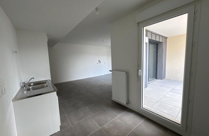 Appartement T4 avec balcon – Pont-de-Chéruy (38230) — photo 3