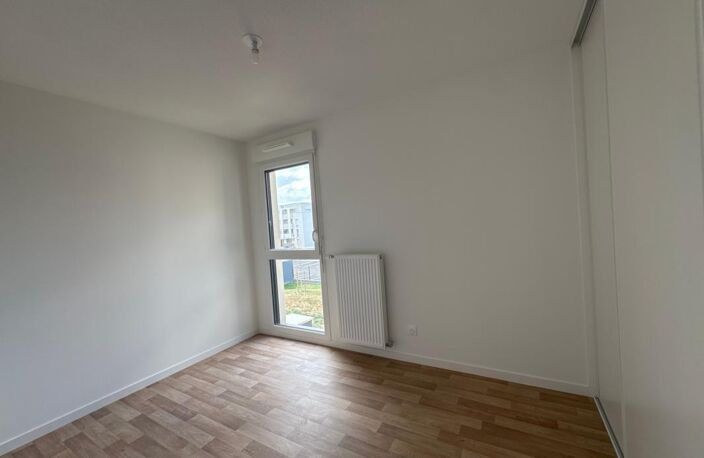 Appartement T4 avec balcon – Pont-de-Chéruy (38230) — photo 4