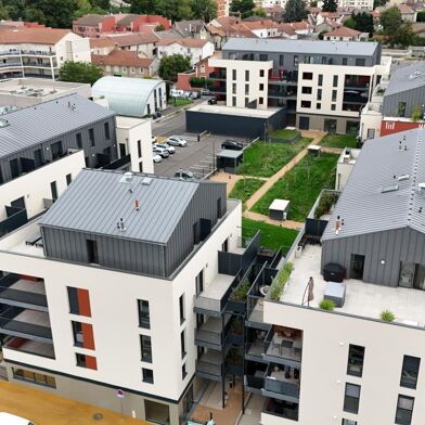 Appartement 4 pièces 248000 €