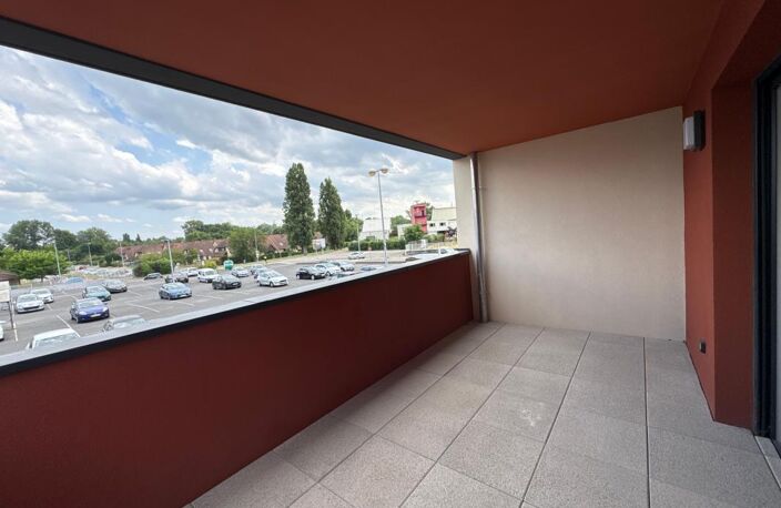 Appartement T4 avec grand balcon – Pont-de-Chéruy (38230) — photo 4