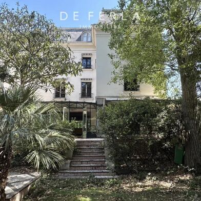 Maison 14 pièces 8900000 €