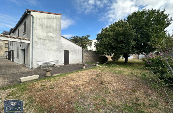 Vente maison 4 pièces 146 m² Niort (79000) — photo 3