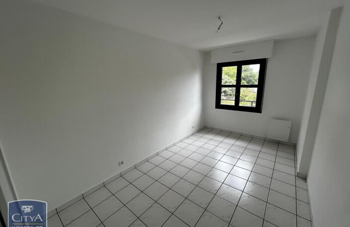 Location appartement 4 pièces 85 m² à Cholet (49300) — photo 4