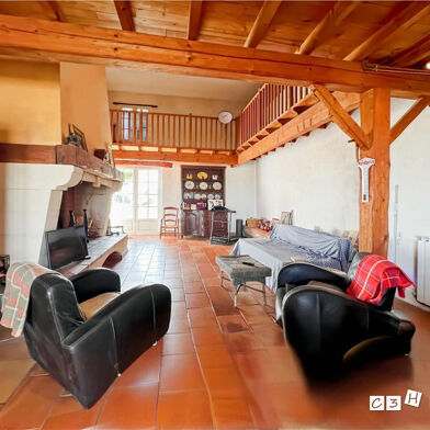 Maison 7 pièces 698000 €