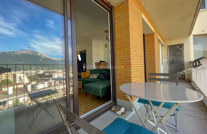Exclusivité GRENOBLE CENTRE appartement 2 pièces 33 m² + Large Balcon — photo 2