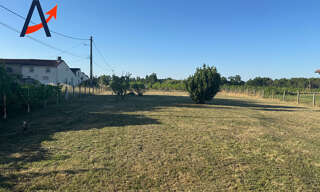 Terrain  935 m² à vendre à Mazion (33390)