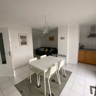 Appartement 3 pièces 800 €