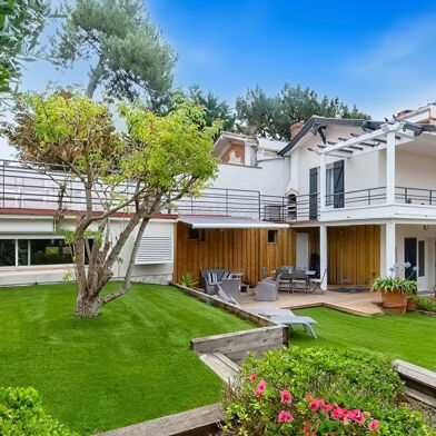 Maison 7 pièces 1580000 €