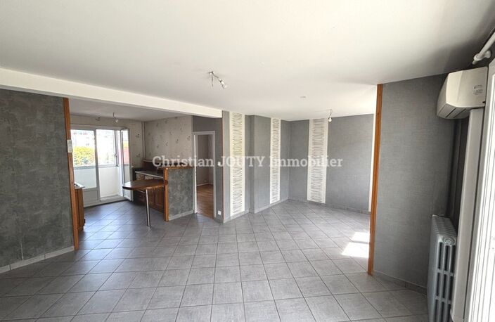 F4 — photo 4
