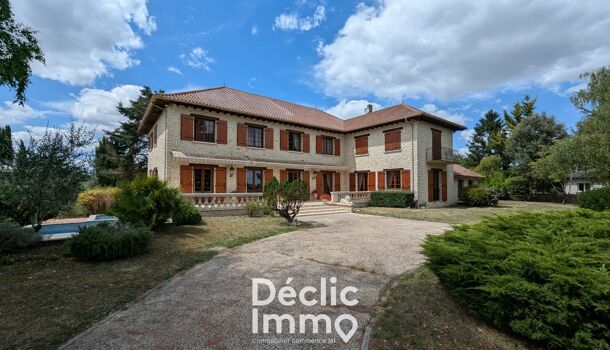 Villa / Maison 10 pièces  à vendre Barbezieux-Saint-Hilaire 16300