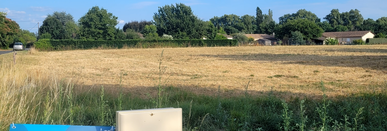 Terrain  1913 m² à vendre à Saint-Pierre-d'Eyraud (24130)