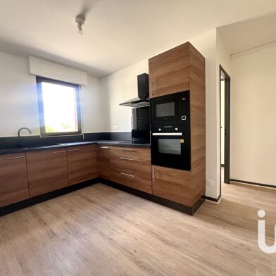 Appartement 6 pièces 114000 €