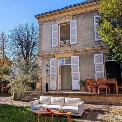 Maison 7 pièces 590000 €