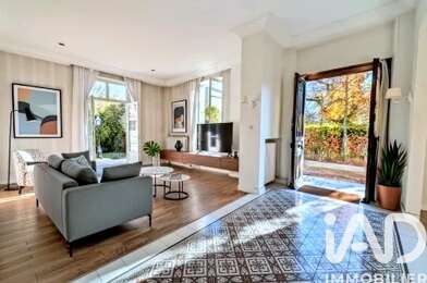 Maison 7 pièces 549000 €