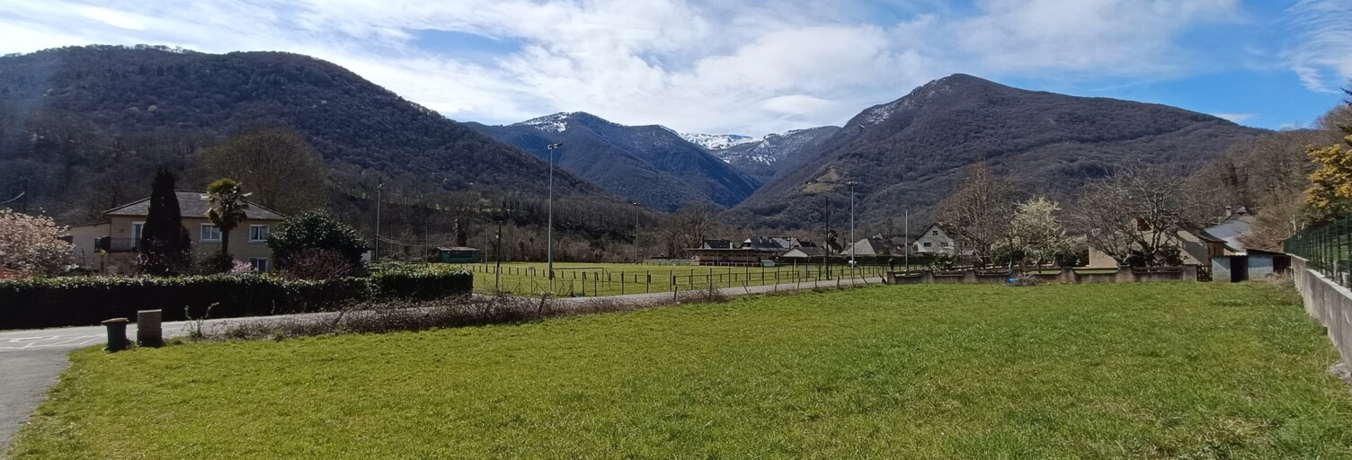 Terrain  1238 m² à vendre à Saint-Pé-de-Bigorre (65270)