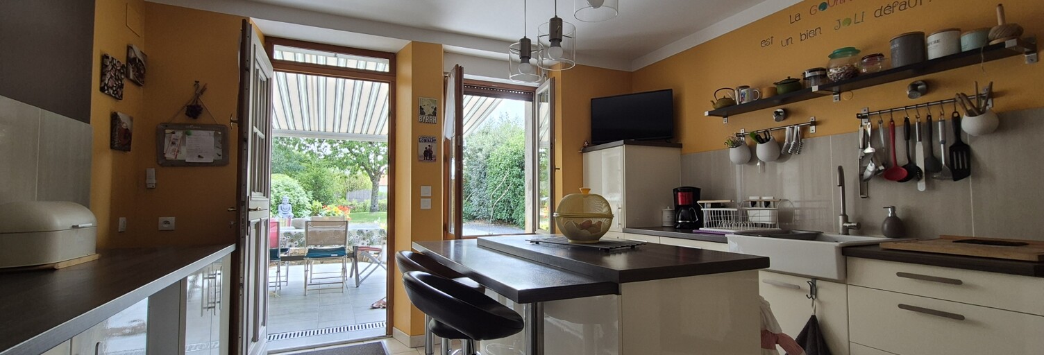 Maison 8 Pièces 243 m² à vendre à Argenton-l'Église (79290)