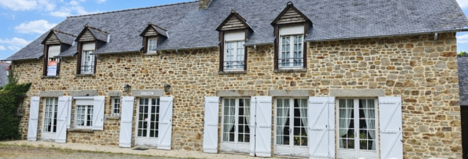 Maison 9 Pièces 230 m² à vendre à Saint-Marcan (35120)