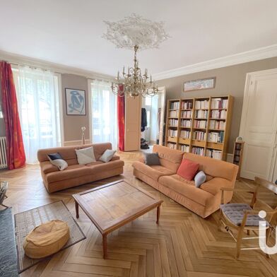 Maison 7 pièces 470000 €