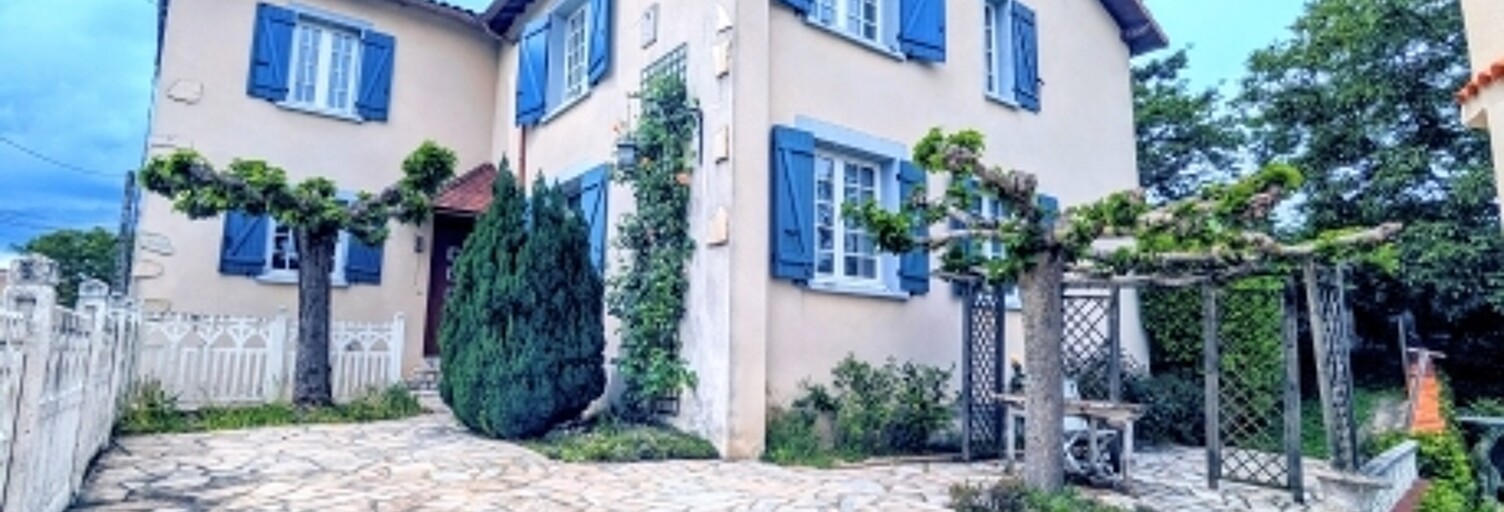 Maison 8 Pièces 262 m² à vendre à Saint-Just-la-Pendue (42540)