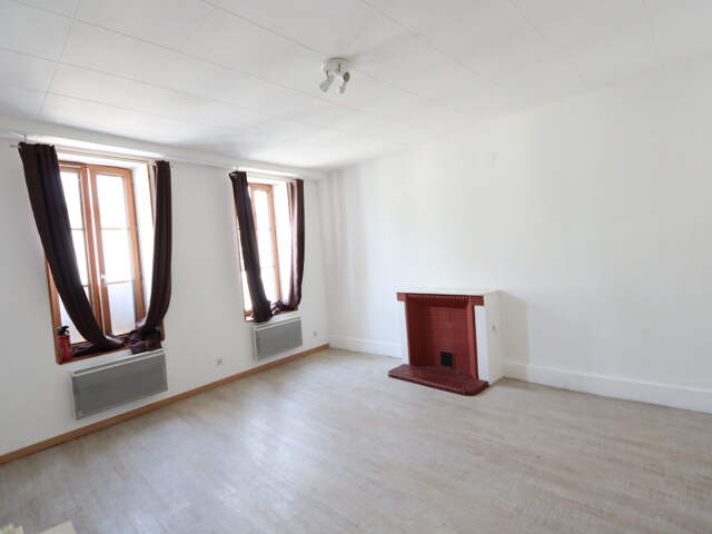 Coeur de ville, appartement T2 rénové — photo du bien