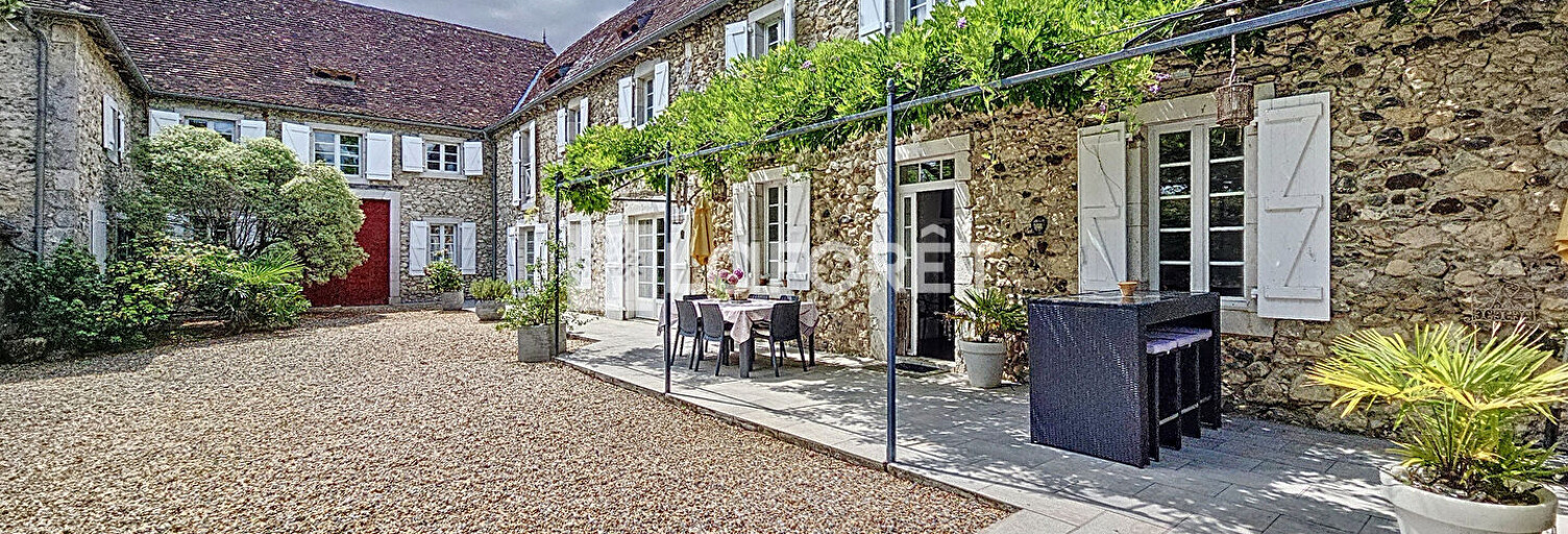 Maison 10 Pièces 255 m² à vendre à Orthez (64300)
