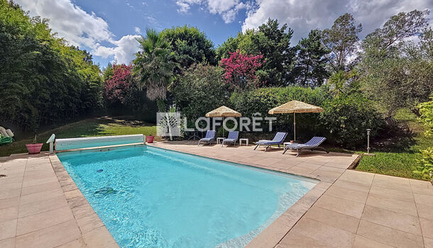 Villa / Maison 10 pièces  à vendre Orthez 64300