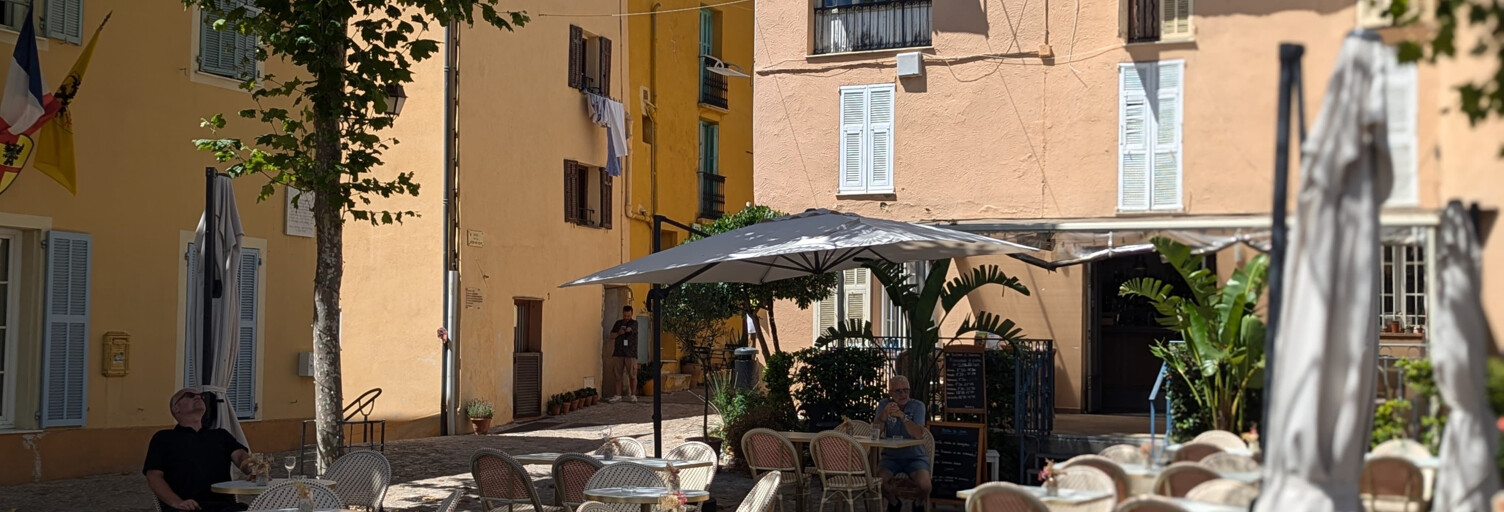 Commerce  44 m² à vendre à Castellar (06500)