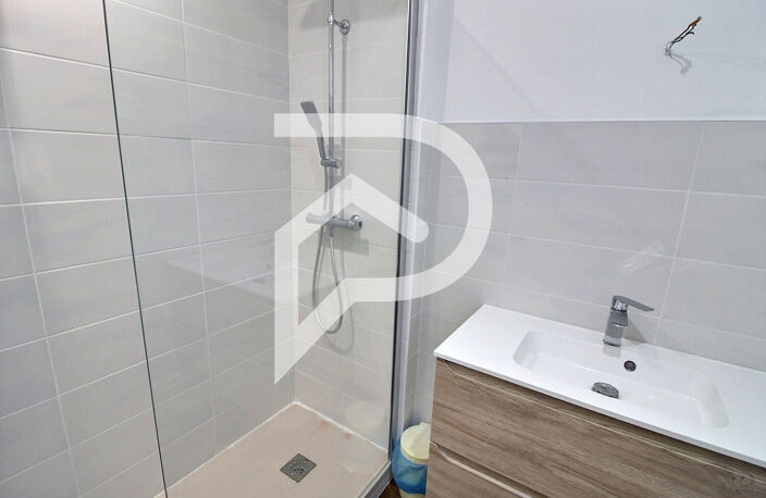 SAVIGNEUX -Maison 6 pièces 133 m² — photo 5