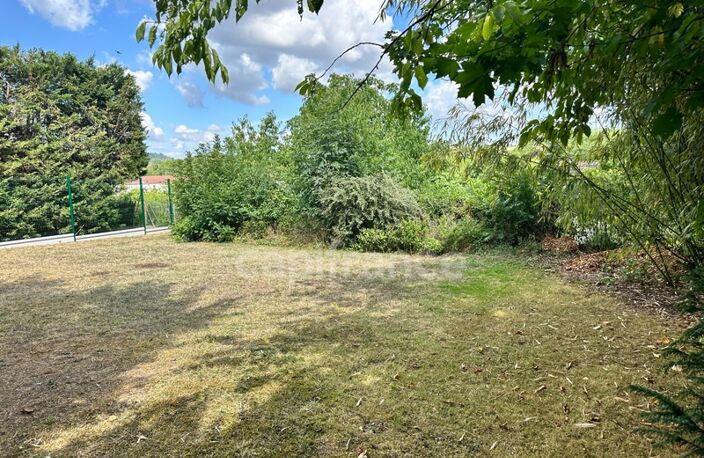 Terrain à vendre  AUXERRE (89) de 714 m2   clos  garage  portail — photo 4